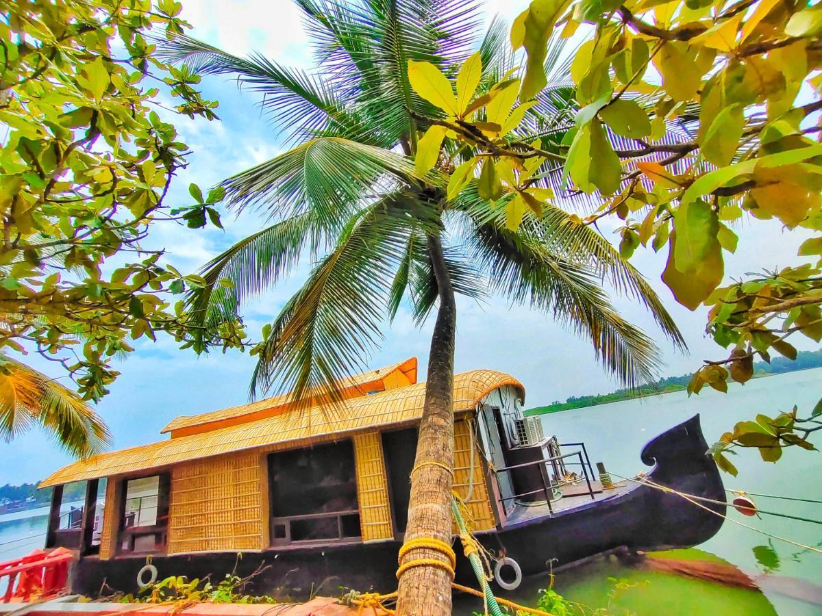Paradise Lagoon Kalyānpur Extérieur photo