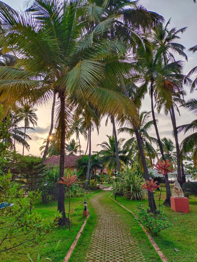 Paradise Lagoon Kalyānpur Extérieur photo