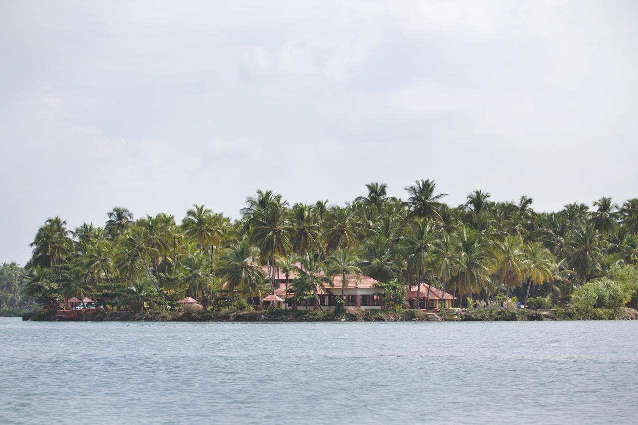 Paradise Lagoon Kalyānpur Extérieur photo