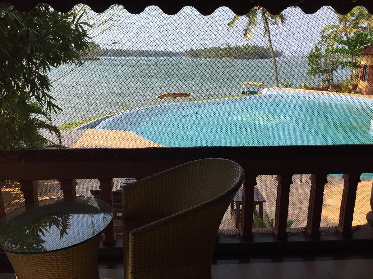 Paradise Lagoon Kalyānpur Extérieur photo