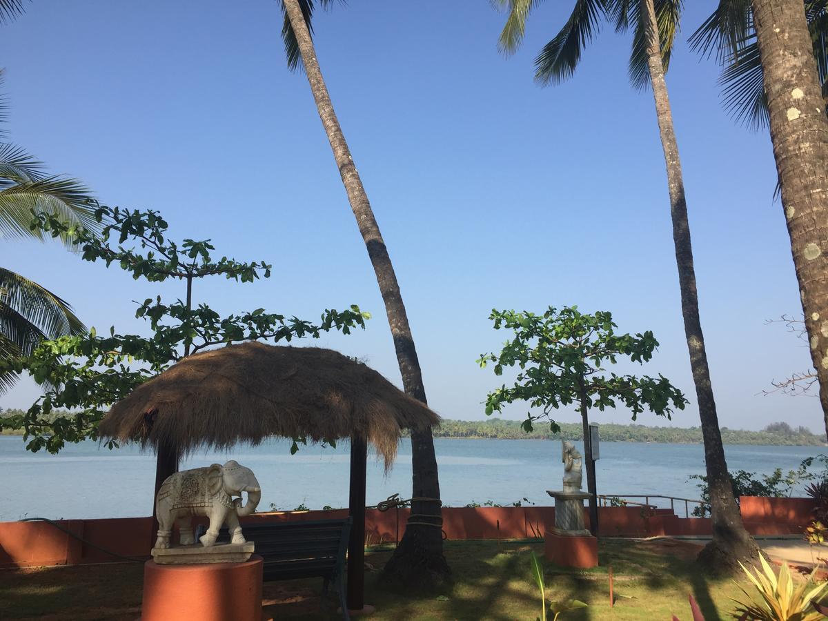 Paradise Lagoon Kalyānpur Extérieur photo